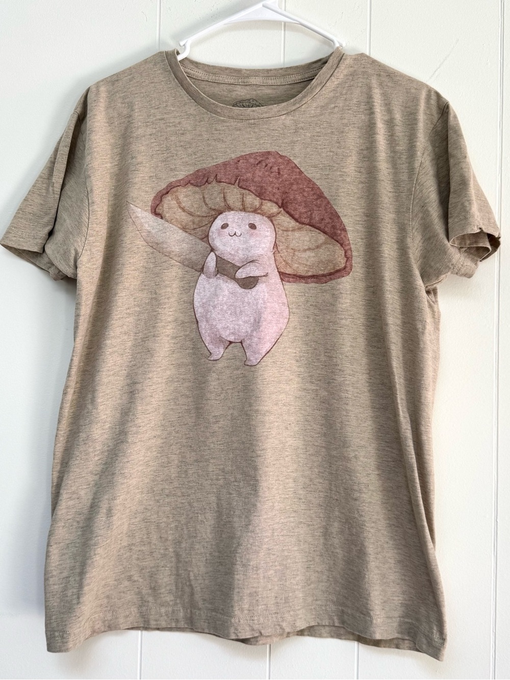 Fairydropart Mushroom with Knife Super Soft T-shirt HOT TOPIC M Beige Gray